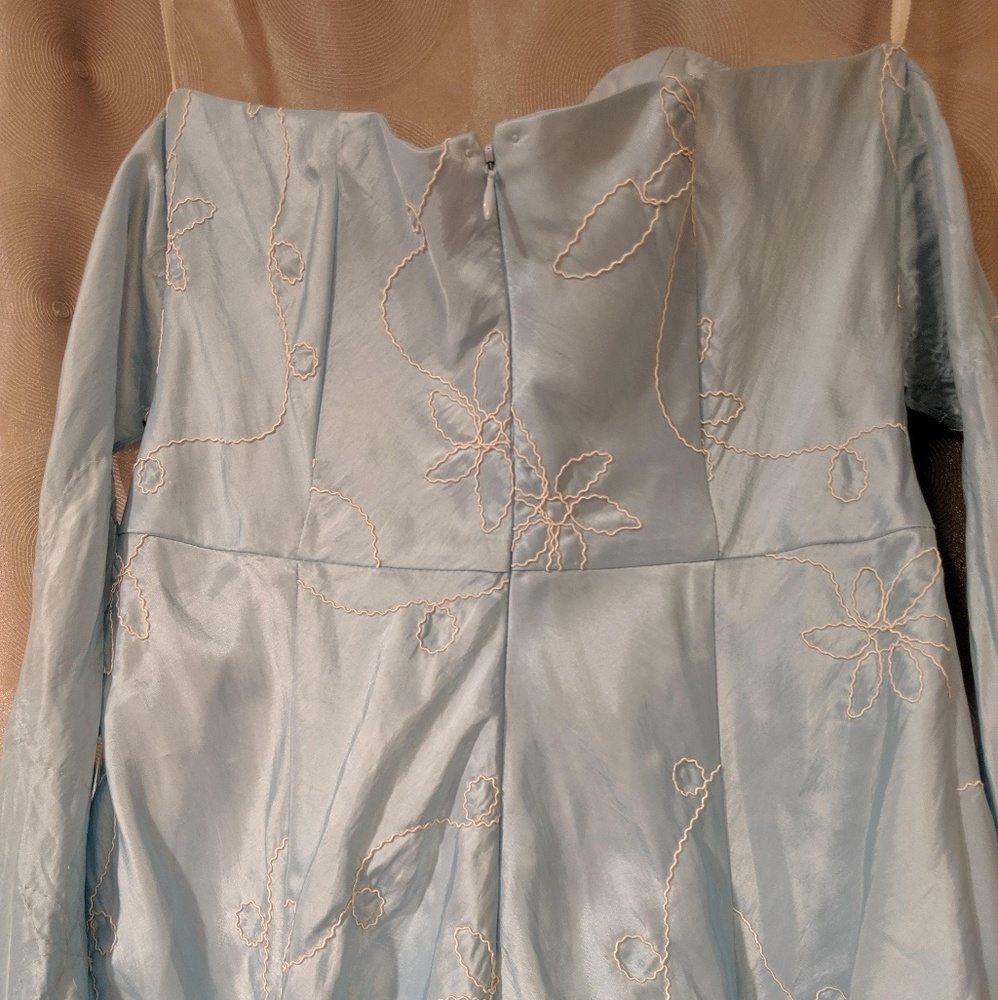 Blue strapless dress 👗 - Picture 6 of 8